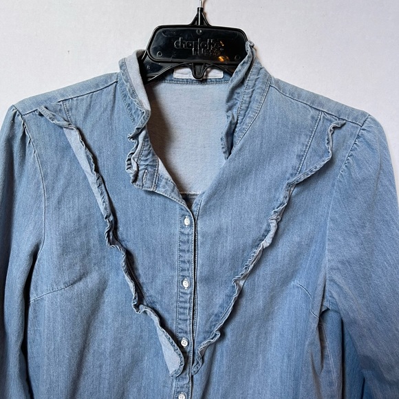 ❤️Chelsea and Violet ruffled denim shirt size small❤️ - Picture 3 of 7
